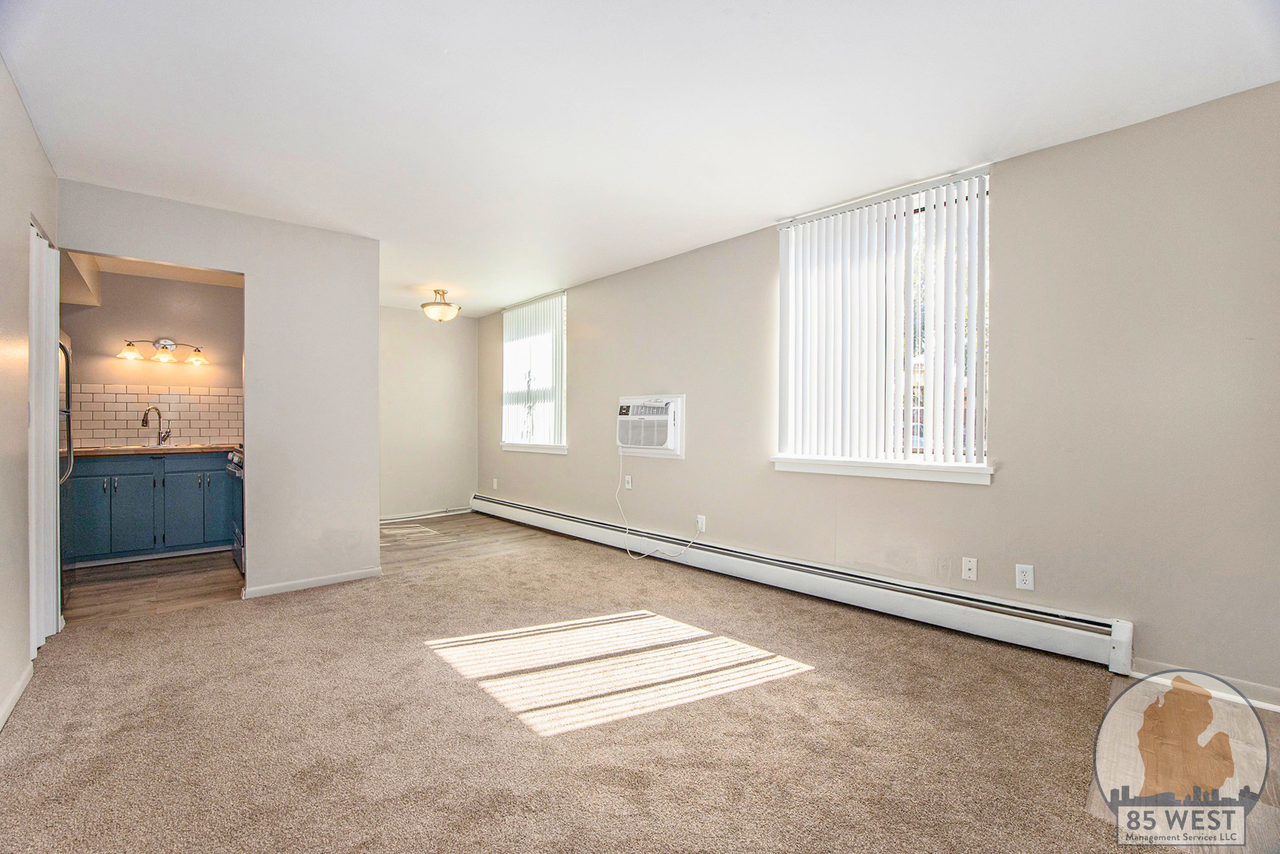 120 Leonard Street Northeast - Photo 2 of 15