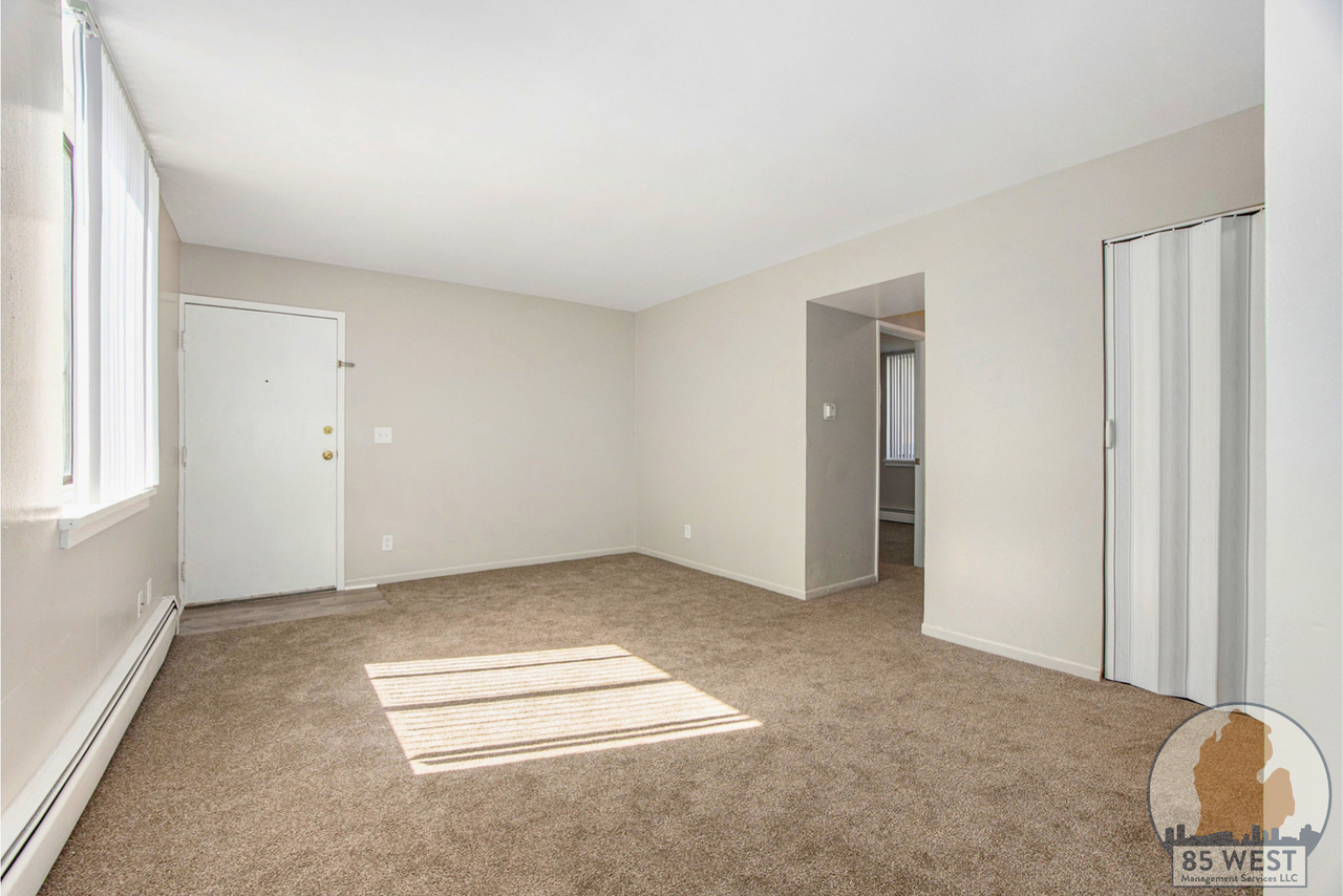 120 Leonard Street Northeast - Photo 3 of 15