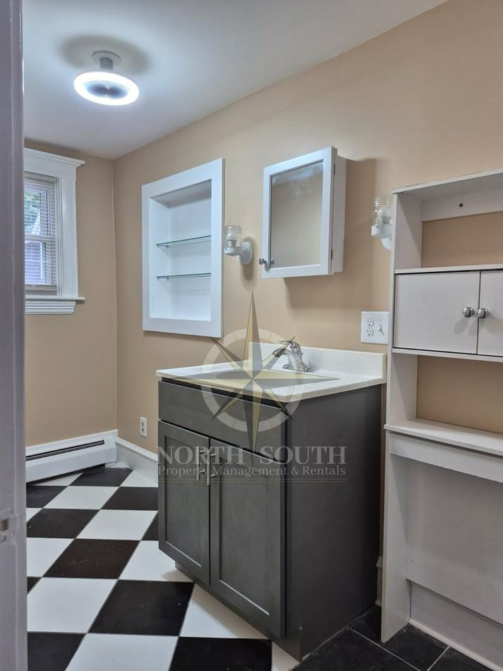2931 North Main Street Fall River - Photo 7 of 8