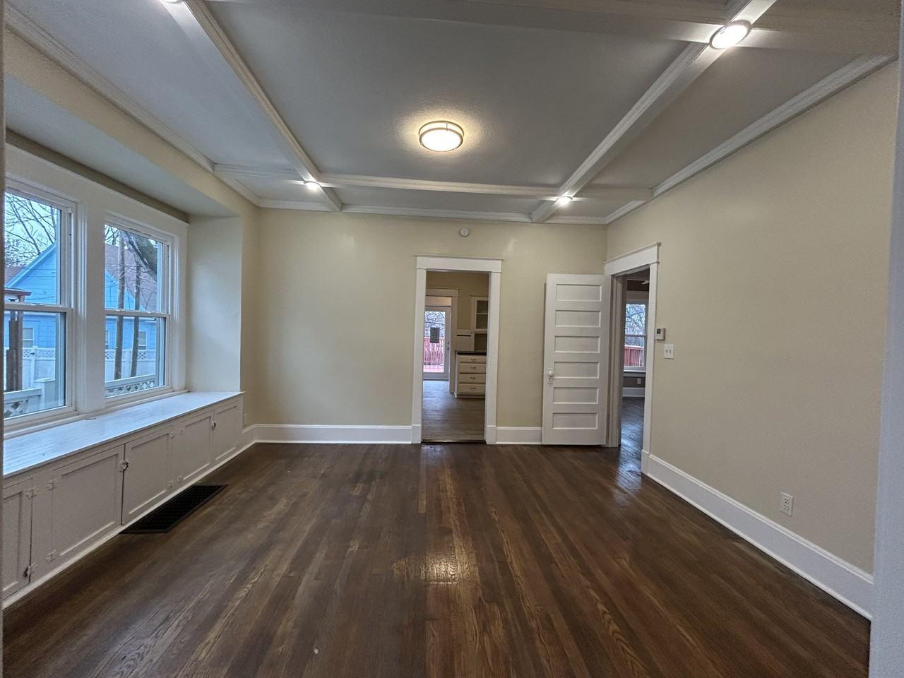 4110 Scarritt Ave #1 - Photo 4 of 12