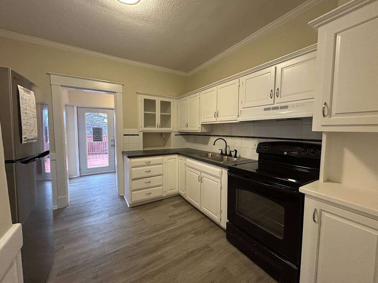 4110 Scarritt Ave #1 - Photo 6 of 12