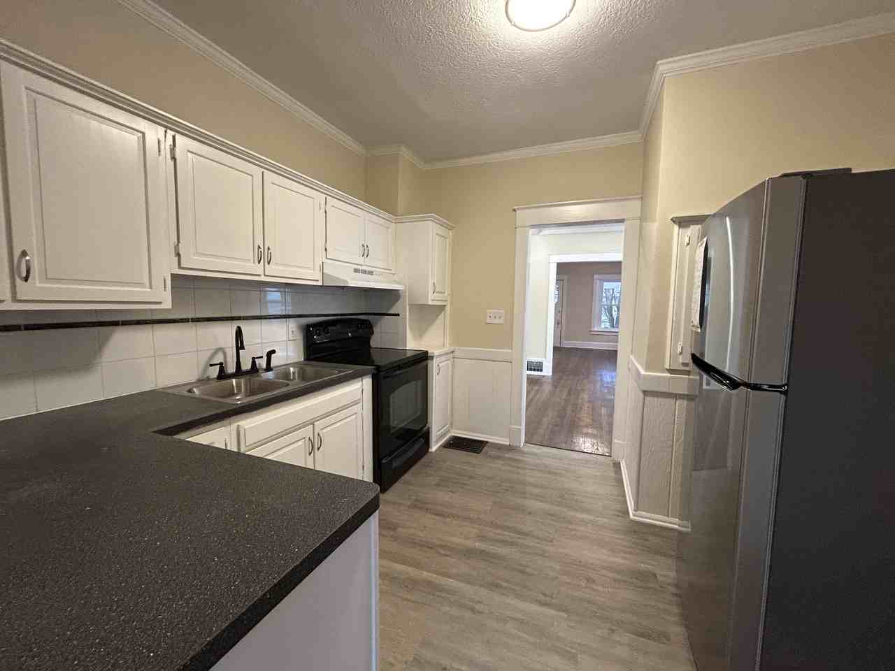 4110 Scarritt Ave #1 - Photo 7 of 12