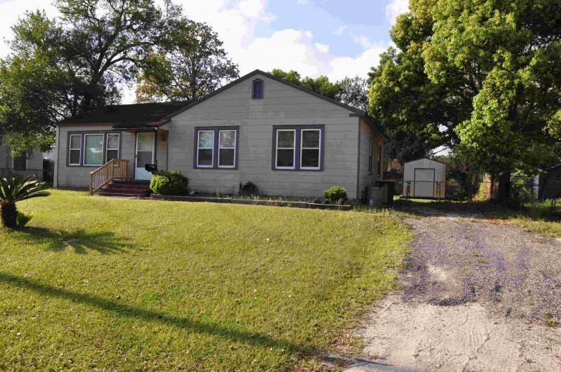 4720 Manchester Rd - Photo 2 of 15