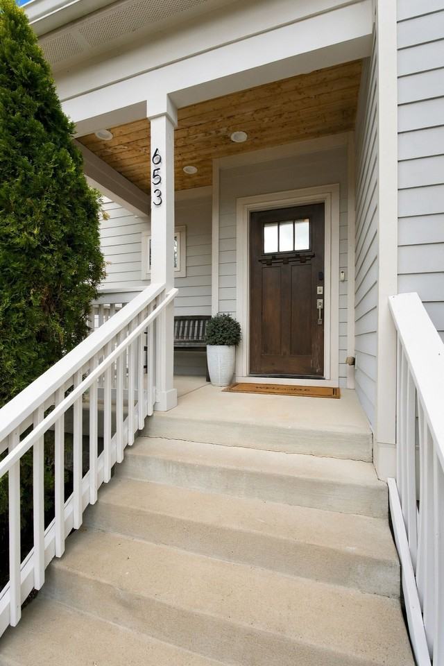 653 James Ave #1 - Photo 3 of 43