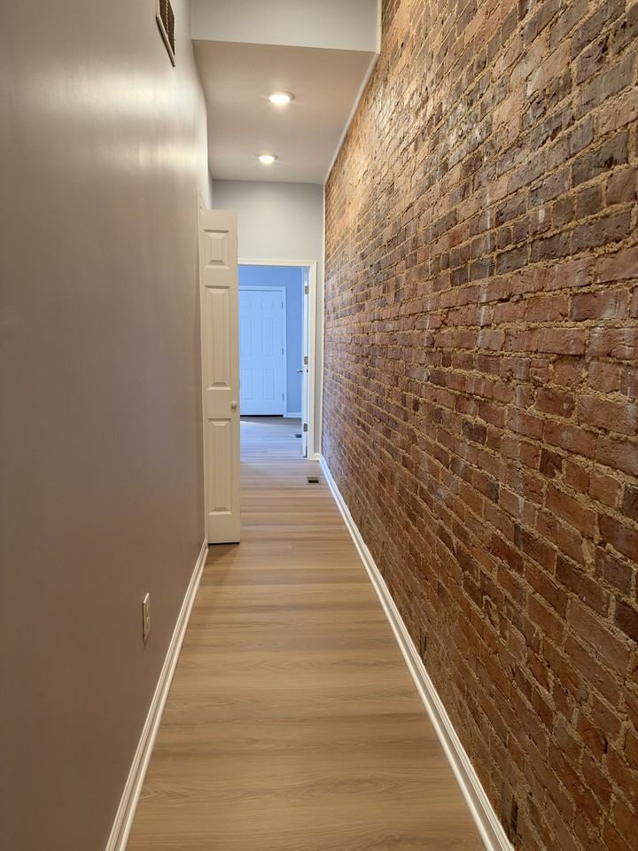 1734 Mcculloh St #1 - Photo 5 of 14