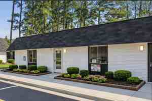 featured image of 526 Richmond Hill Rd W