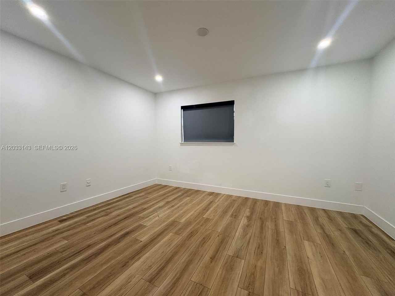 4502 N Federal Hwy #4502E - Photo 5 of 7