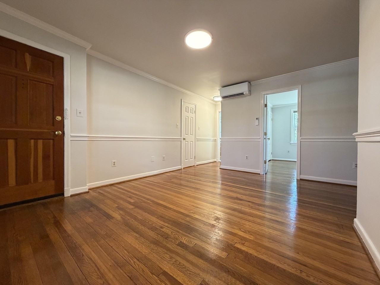 906 Jefferson St #2 - Photo 2 of 34