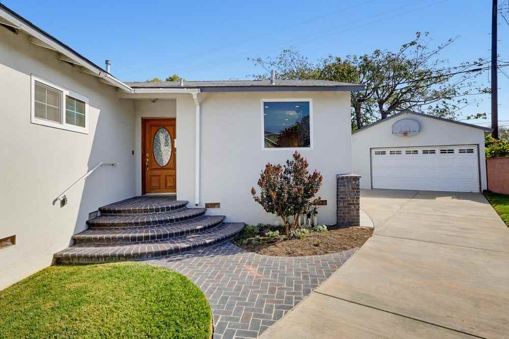 6137 Bigelow St #NA - Photo 4 of 50