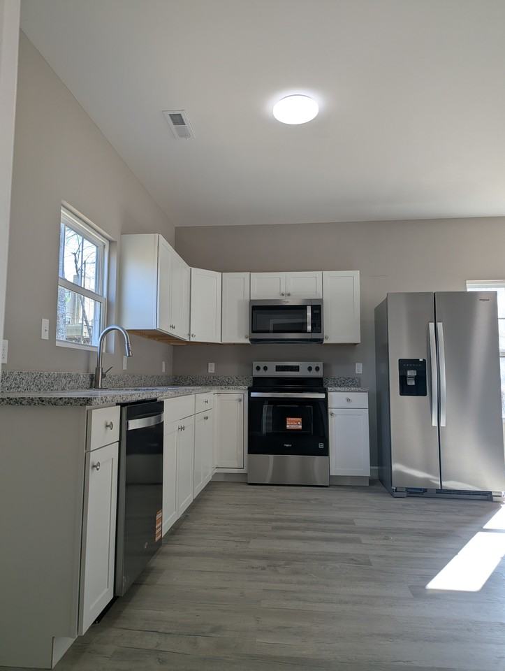 9115 Cedarpark Ln #1 - Photo 5 of 22