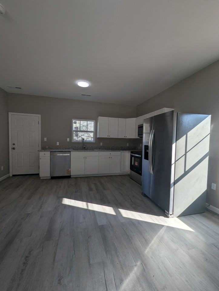 9115 Cedarpark Ln #1 - Photo 6 of 22