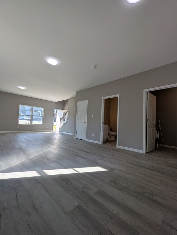 9115 Cedarpark Ln #1 - Photo 7 of 22