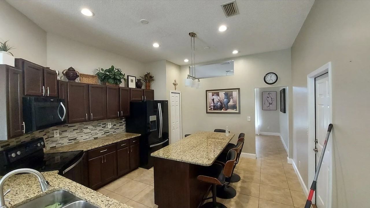 3785 Blackthorn Ct #NA - Photo 7 of 18