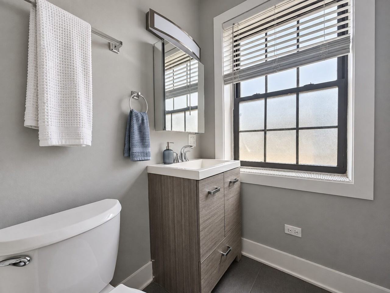 447 Roger Williams Ave #730-15 - Photo 7 of 12