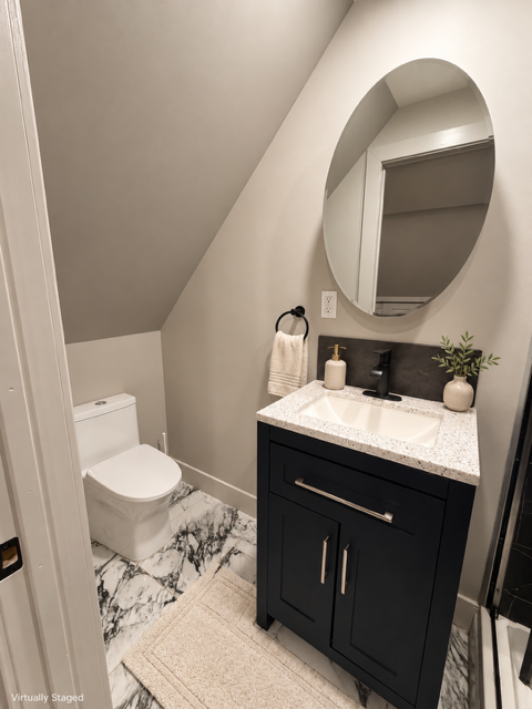 164 E 31st St #2 - Photo 4 of 5