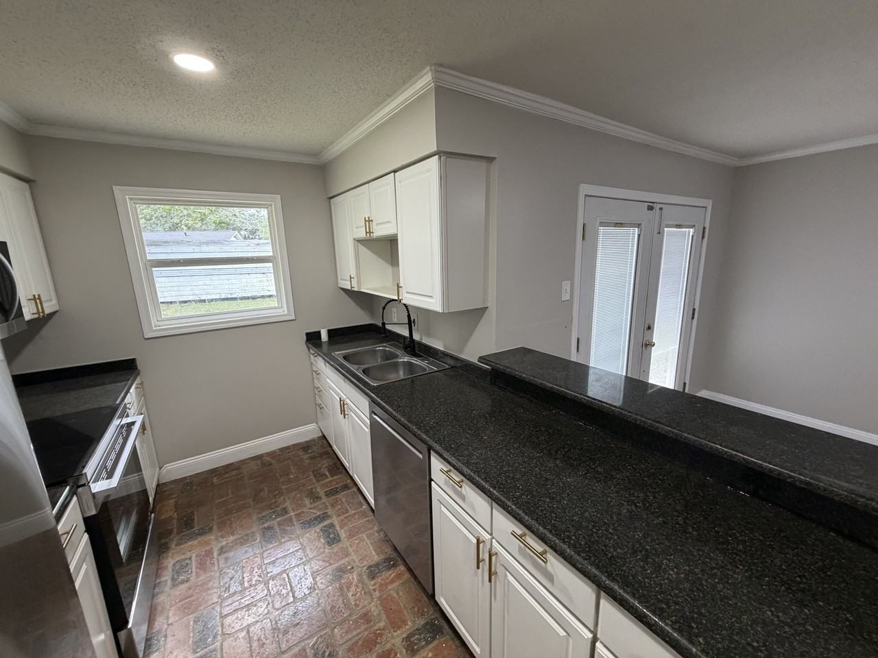 1403 Commanche St #NA - Photo 5 of 20