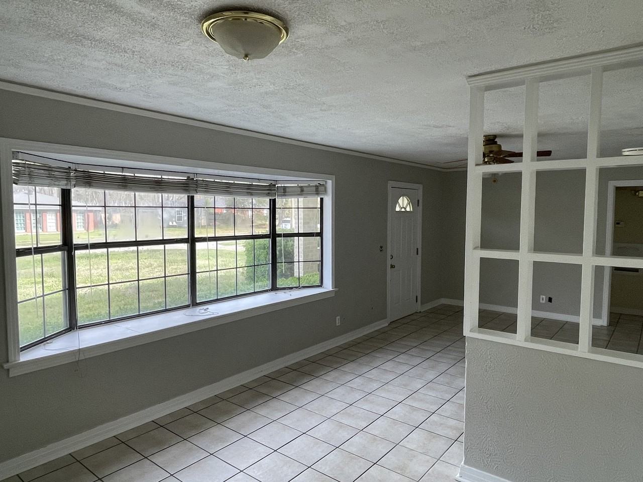 4722 Akard Ave #NA - Photo 2 of 10