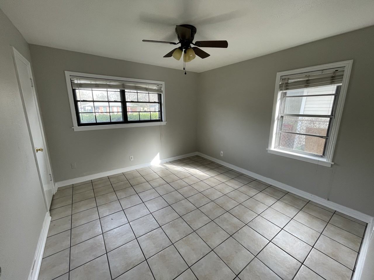4722 Akard Ave #NA - Photo 5 of 10