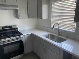 15204 Dickens St #8 - Photo 1 of 1