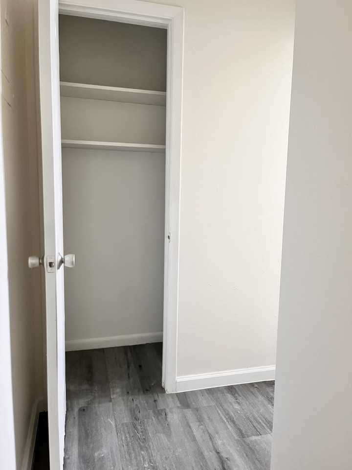 384 Avenue N Sw #1 - Photo 7 of 10