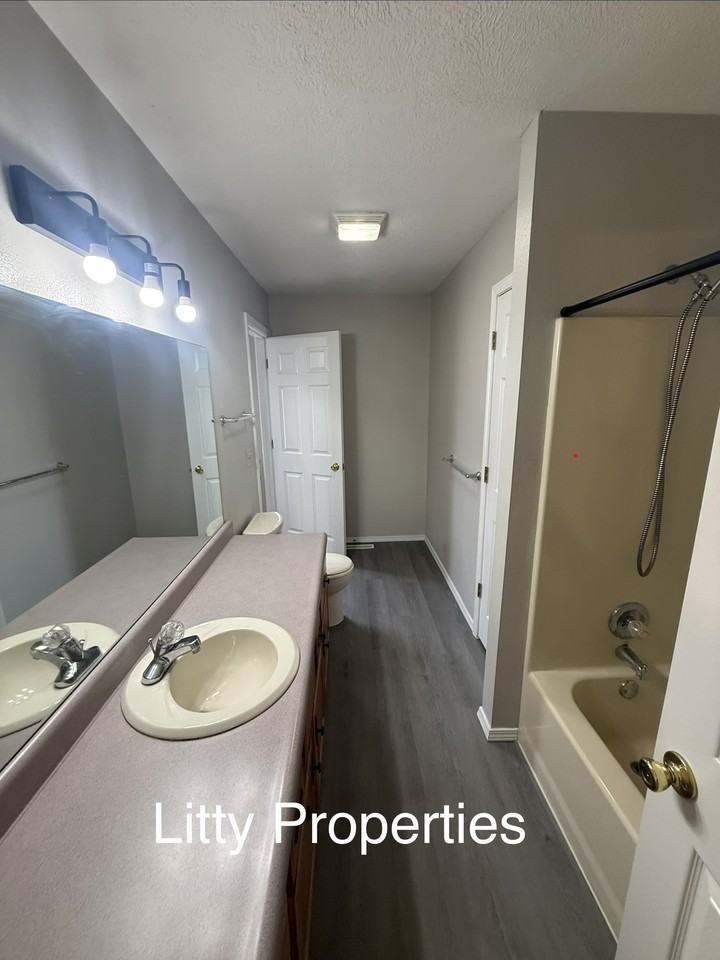1503 Fair Park Cir #1 - Photo 6 of 10