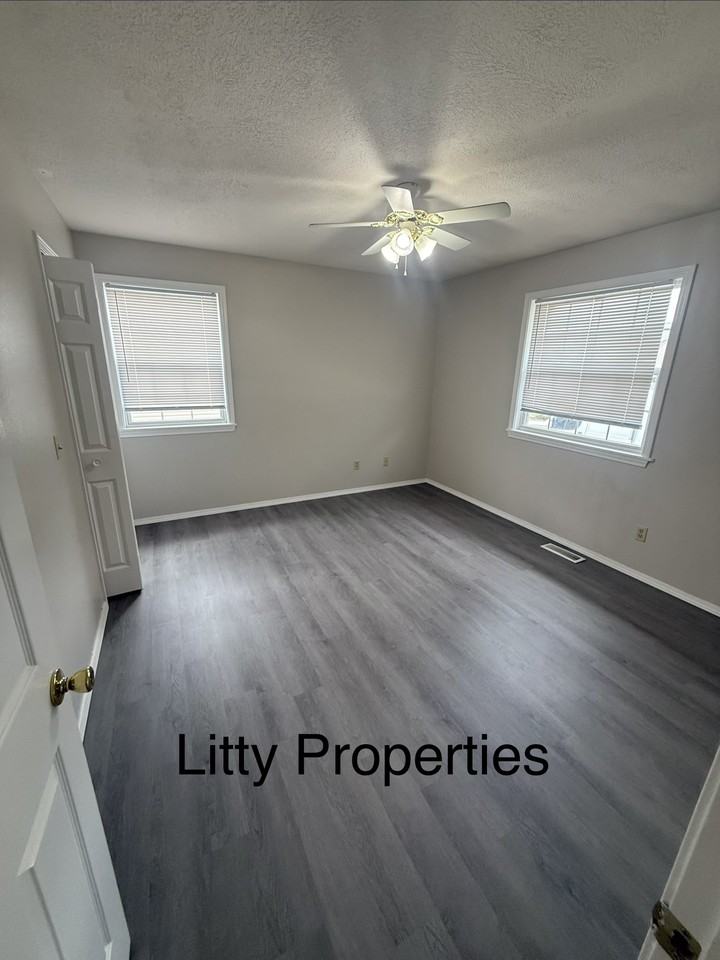 1503 Fair Park Cir #1 - Photo 7 of 10