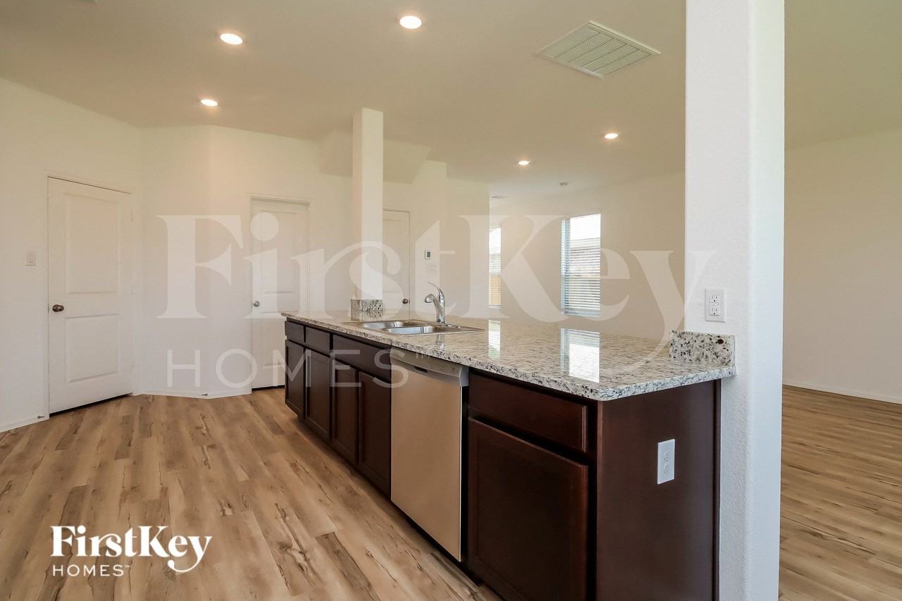 18924 Caney Forest Dr - Photo 7 of 16