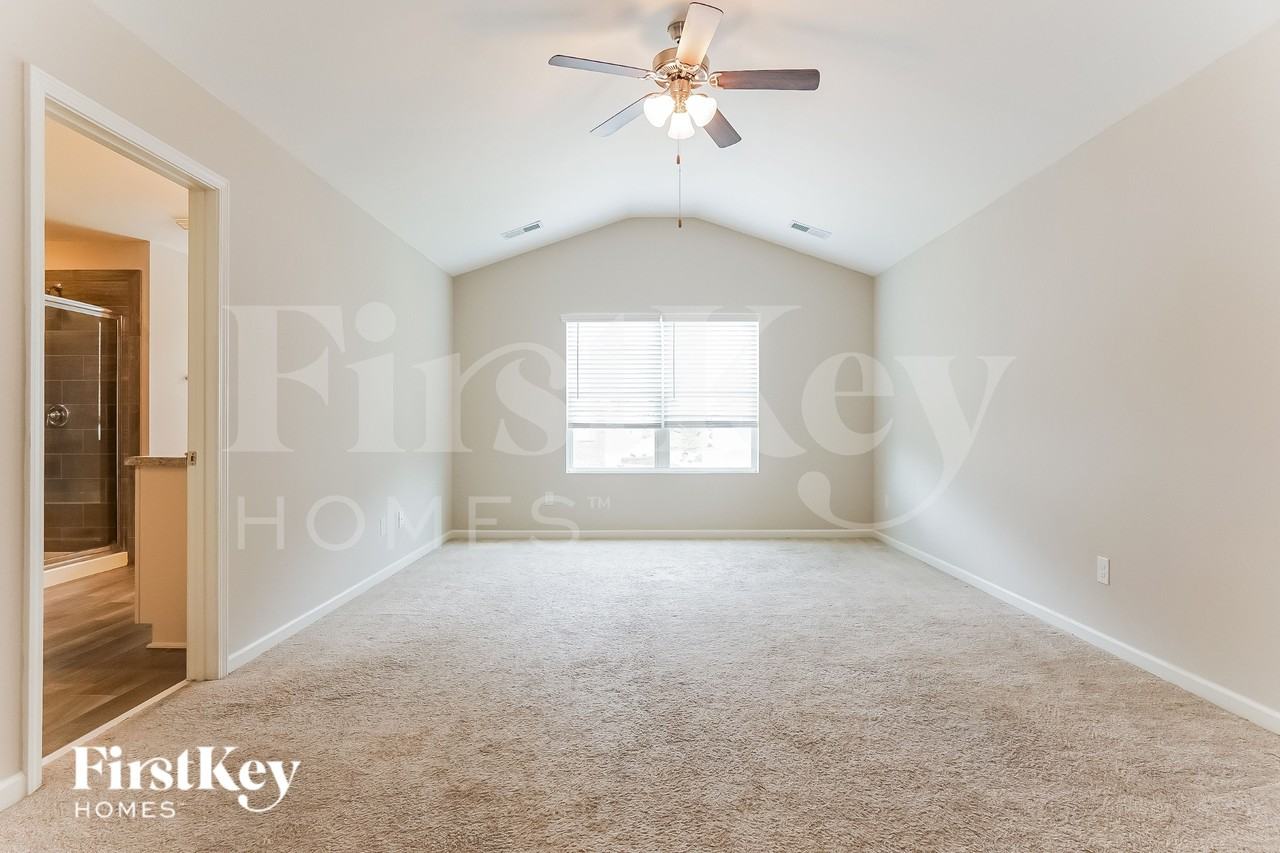 220 Polo Field Way - Photo 7 of 15