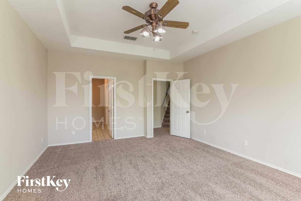 12230 Averhoff - Photo 6 of 16