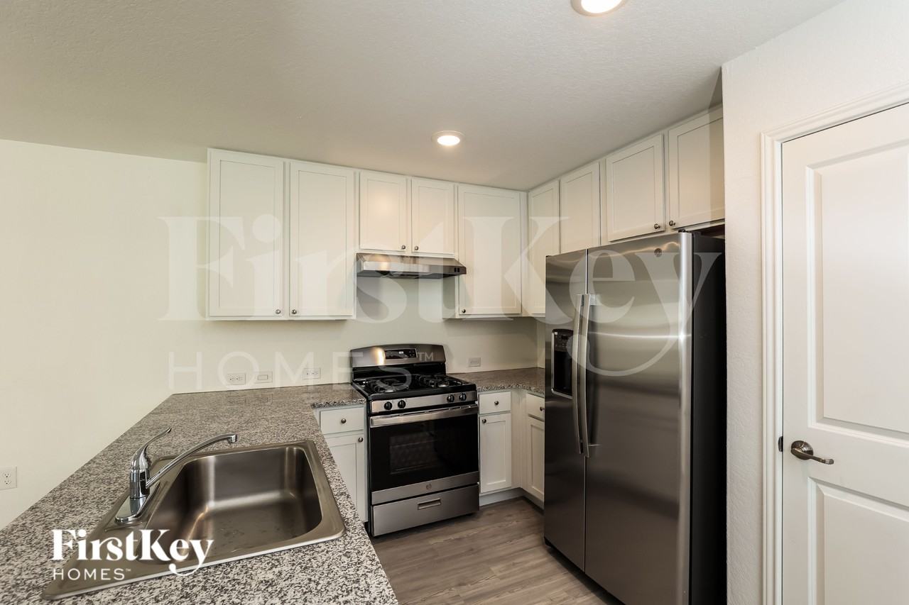 4547 Emma Way - Photo 7 of 16