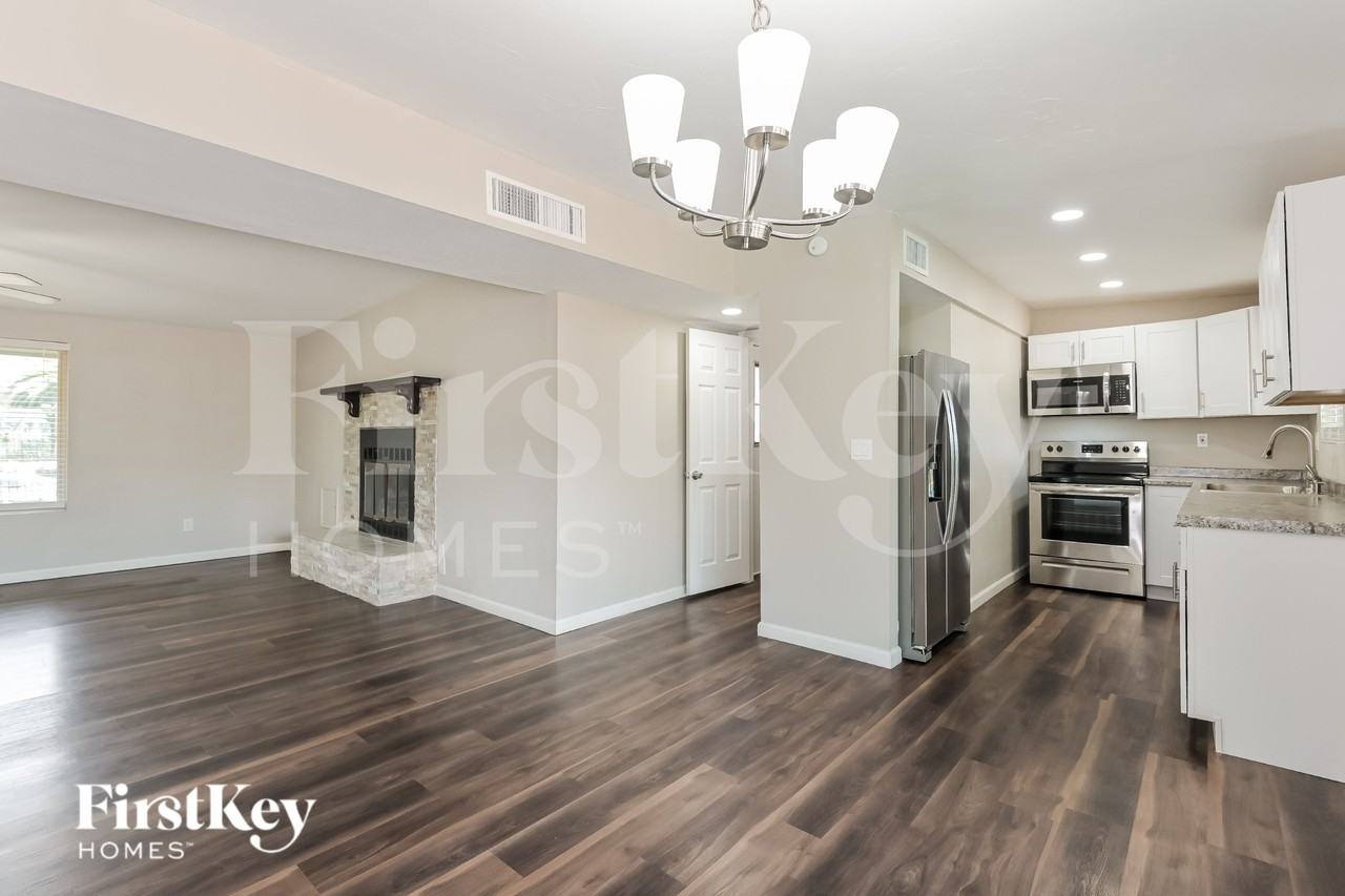 7511 E Toronto St - Photo 5 of 15