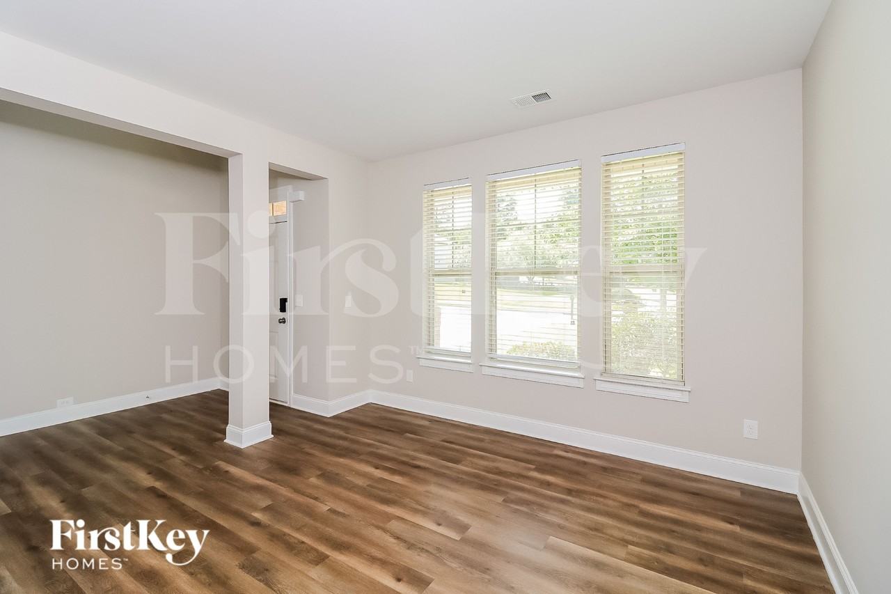 3295 Birchhaven Trce - Photo 5 of 15