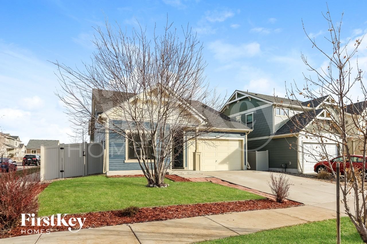 5568 Cathay Ct - Photo 3 of 16