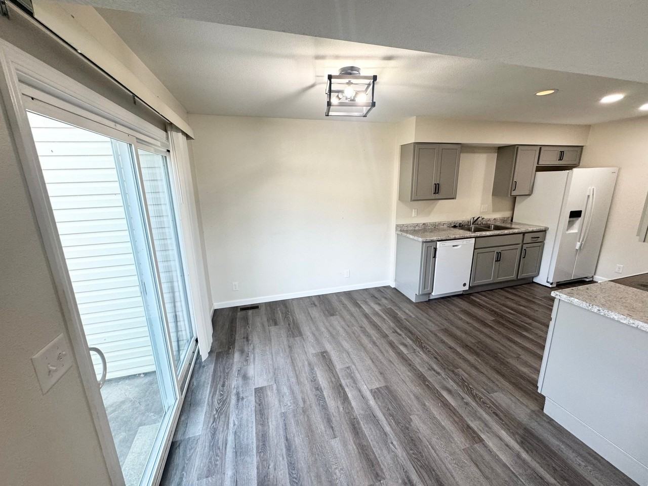 106 Villa Dr #106 - Photo 3 of 11