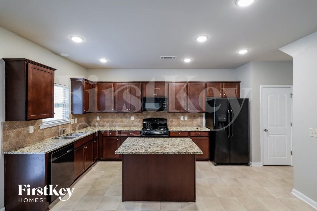 1952 Township Dr - Photo 6 of 16