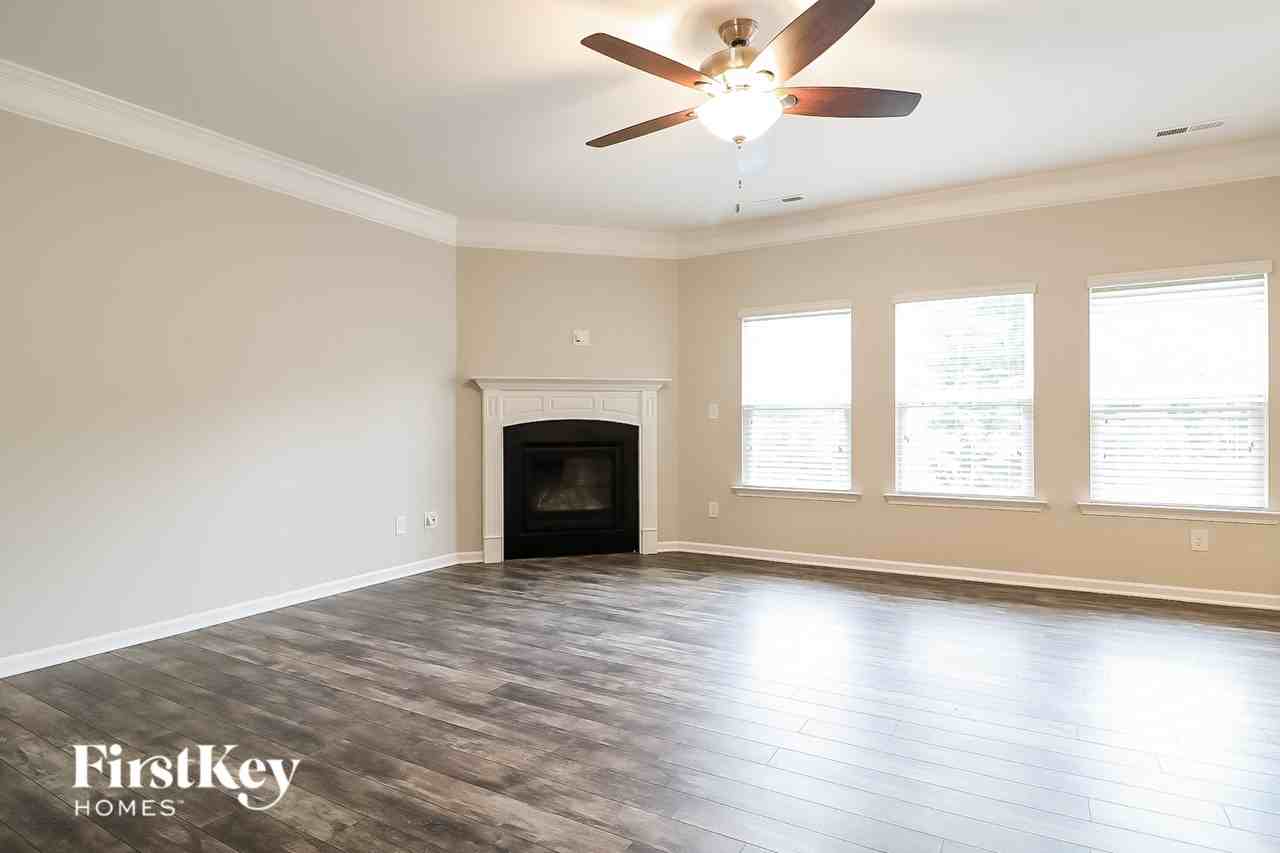58 Creststone Ct - Photo 3 of 15
