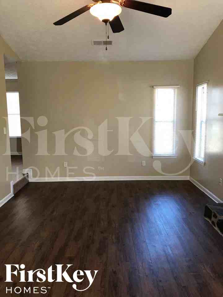 7185 E Village Ct - Photo 3 of 21