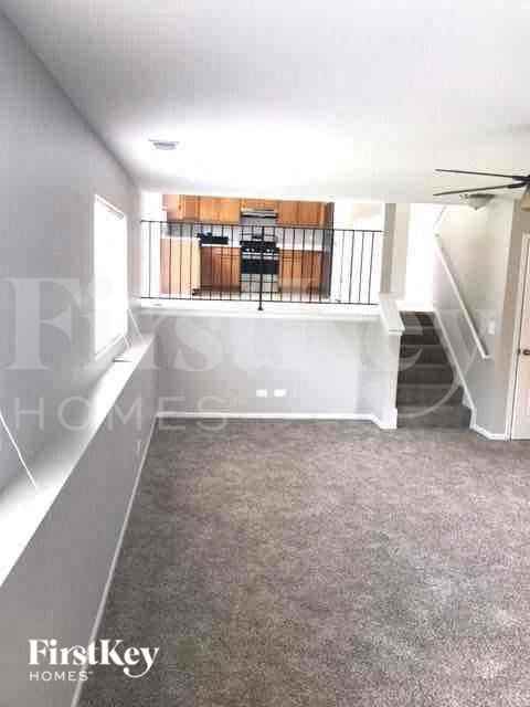 6 Danbury Ct - Photo 4 of 13