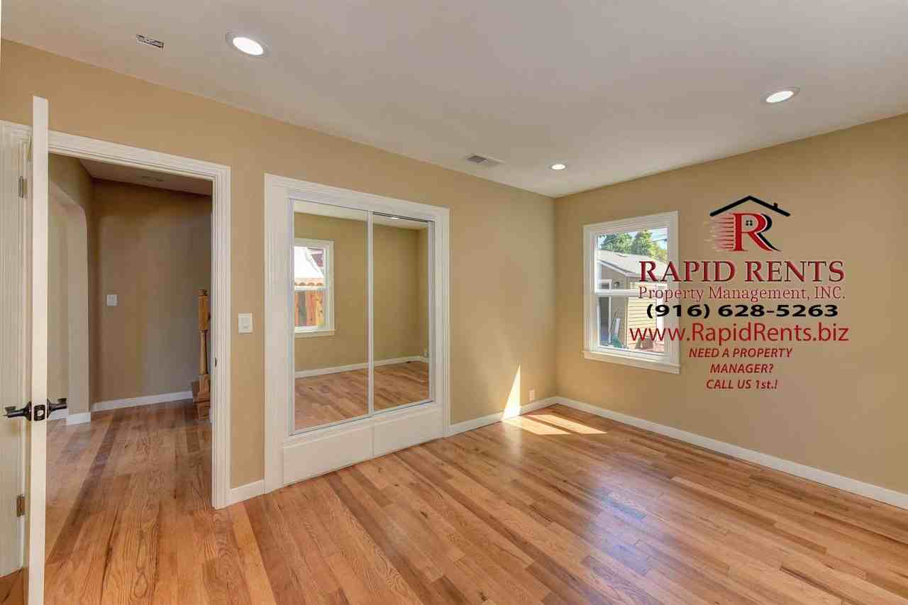 2056 16th Ave #1 - Photo 3 of 11
