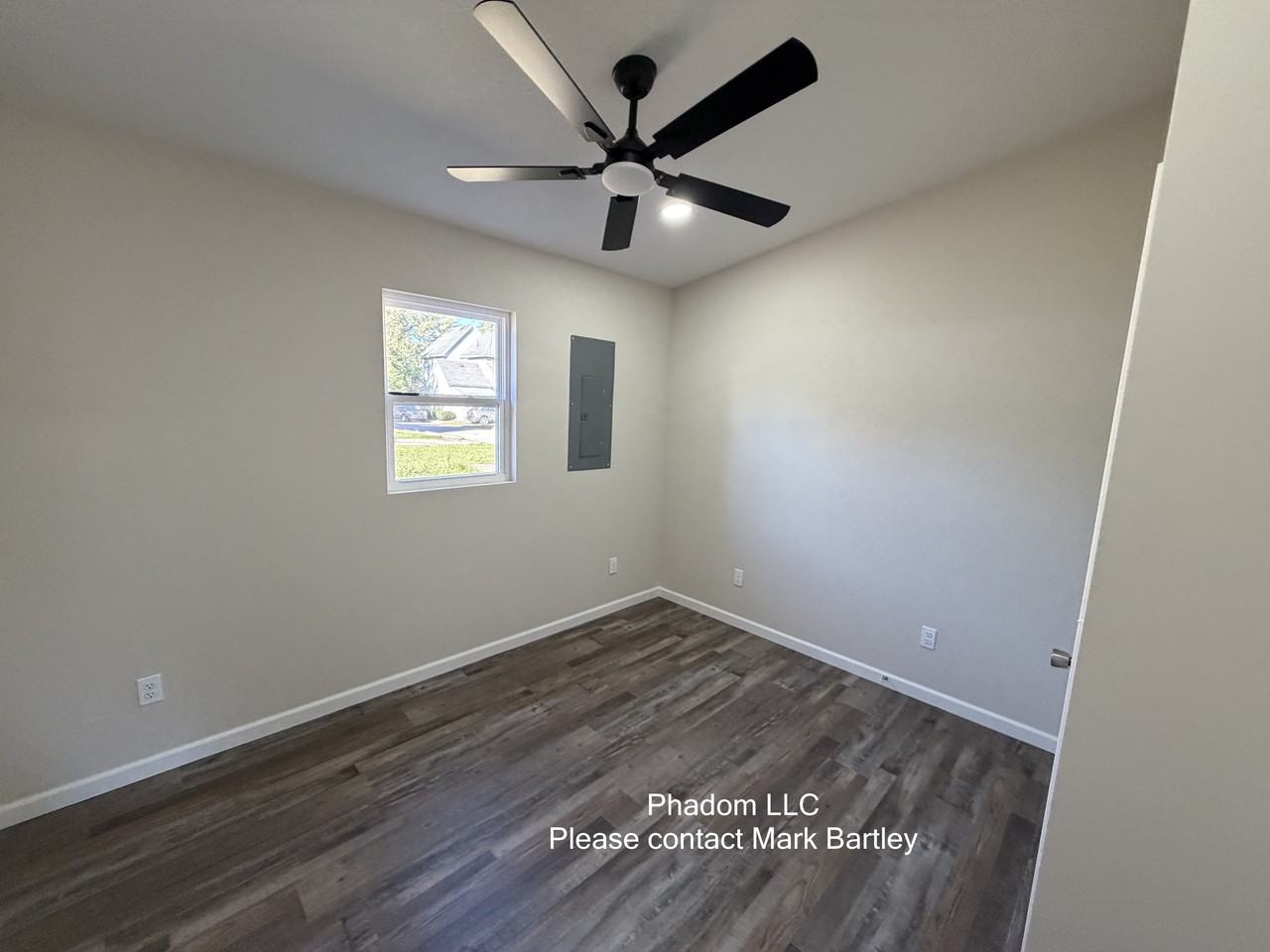 217 W Maple Ave #1 - Photo 5 of 6