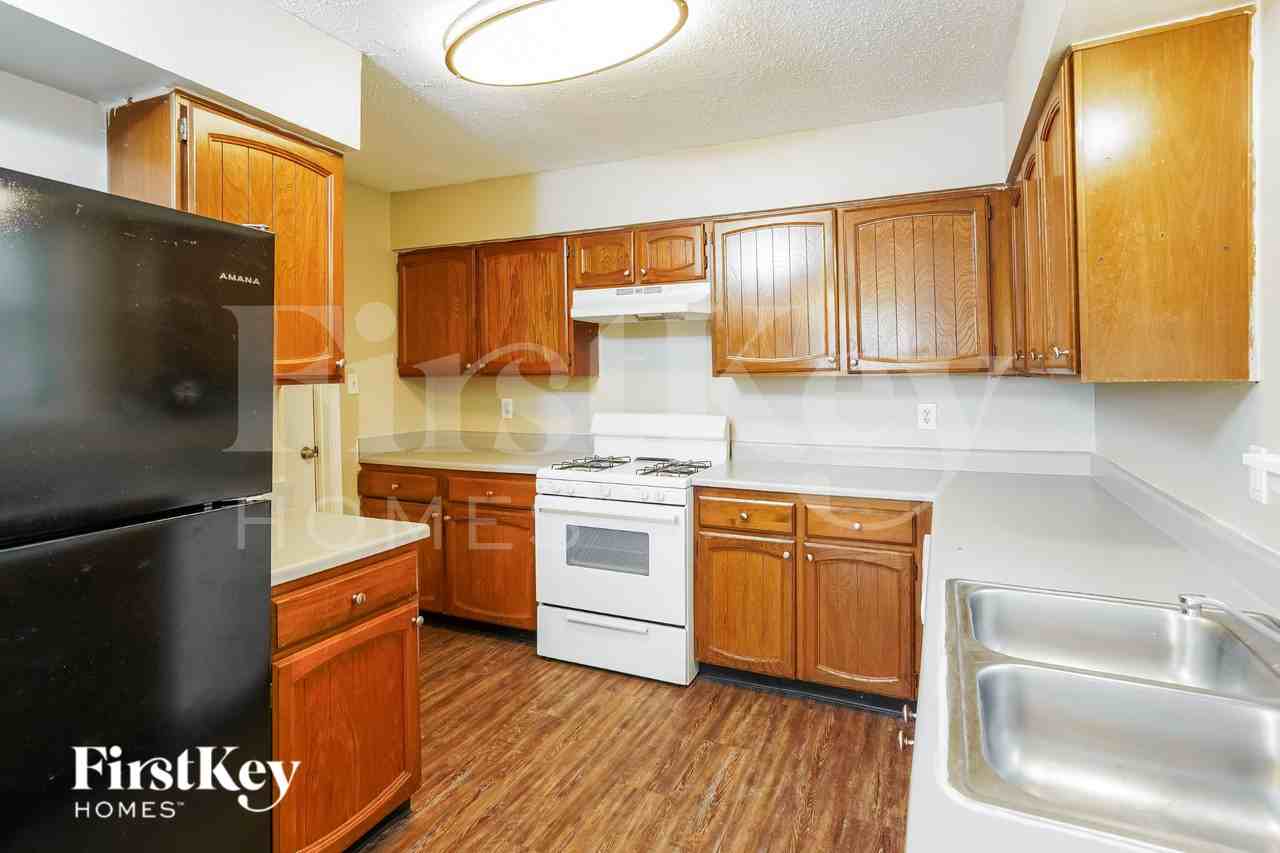 2306 Cranberry Cir - Photo 6 of 16