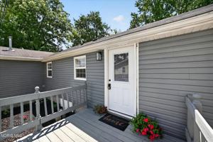 featured image of 25864 Broad St #1