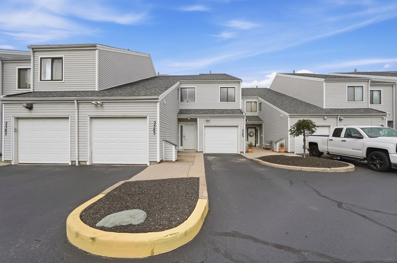 2585 W Village Dr #1