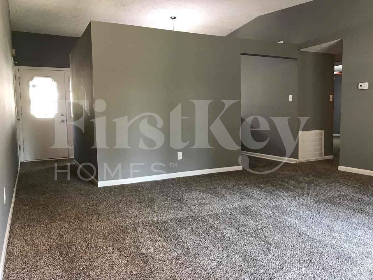 1507 Lansdowne Rd - Photo 6 of 17