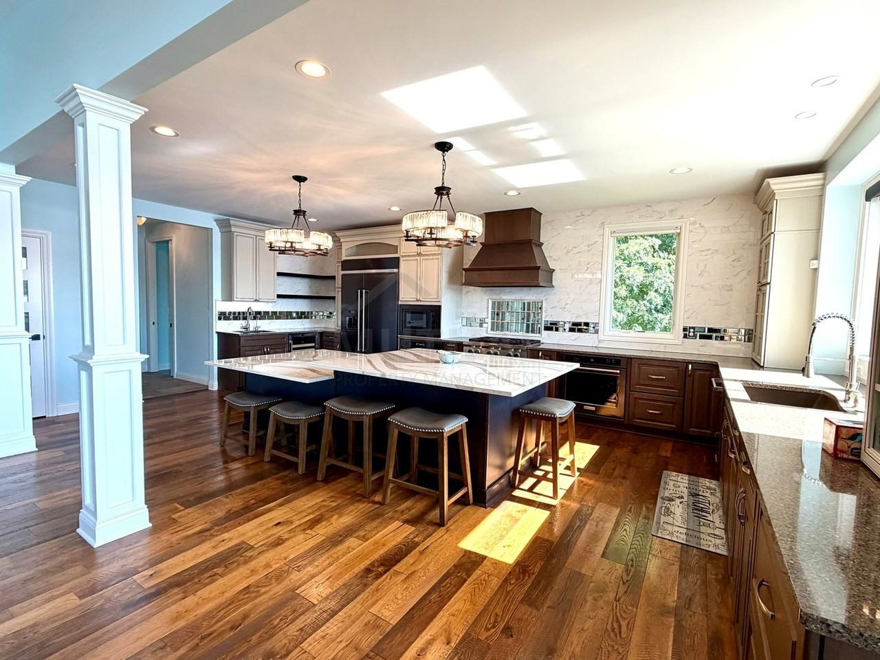 8184 Woodland Shore Dr - Photo 6 of 8