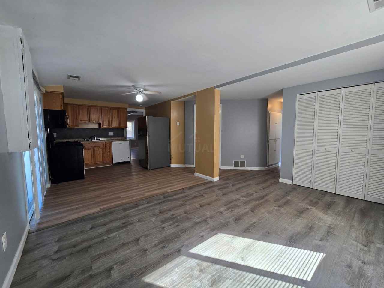 12235 Cavell St - Photo 4 of 8