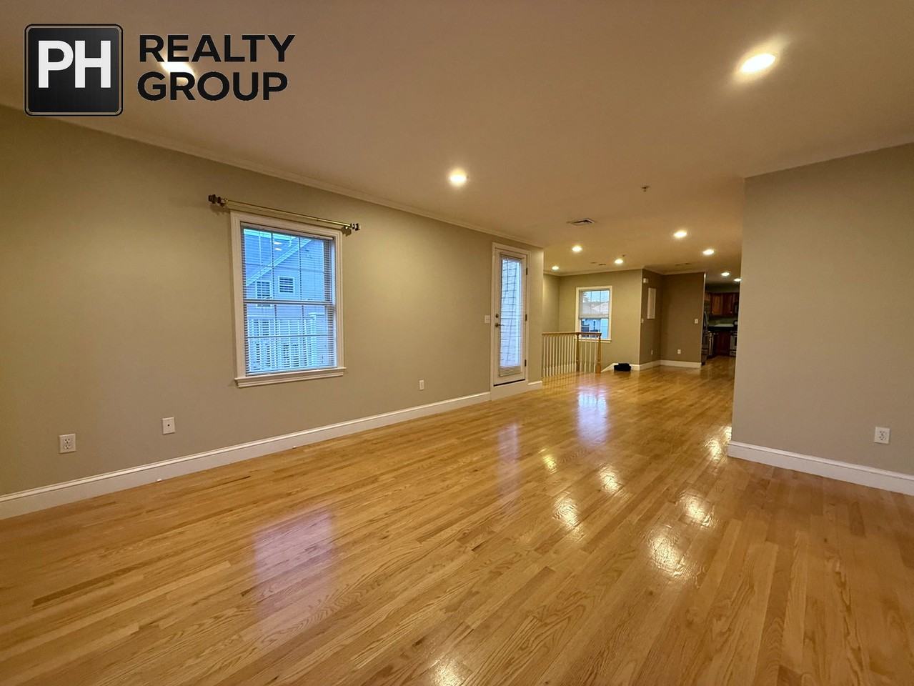146 Adams St #2 - Photo 6 of 8