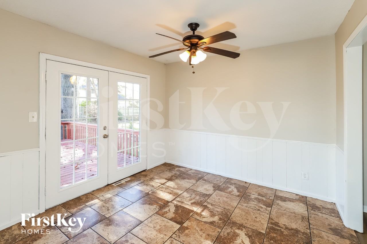 1213 E Langsford Rd - Photo 5 of 16