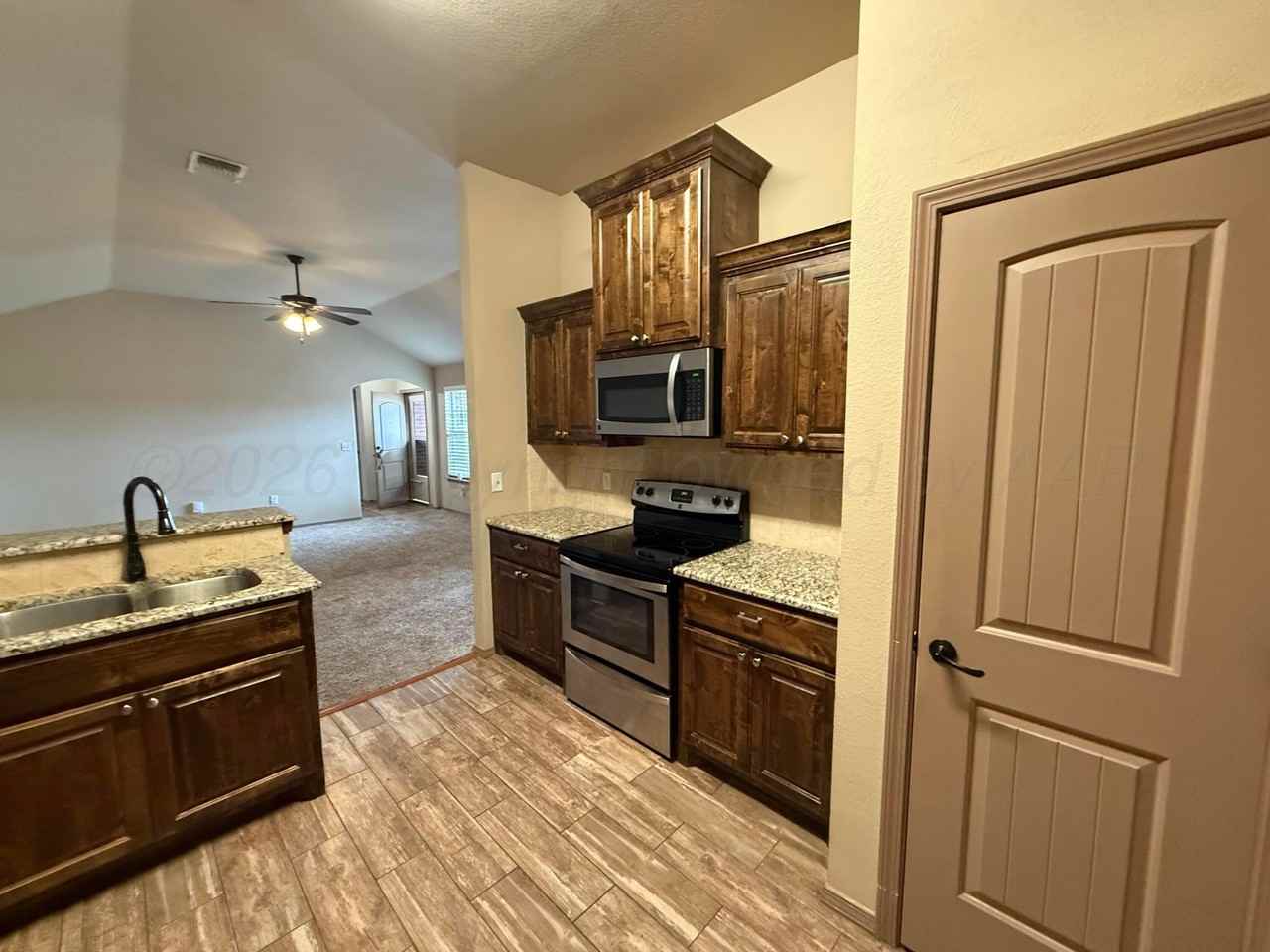 4501 Katharina Ct - Photo 5 of 19