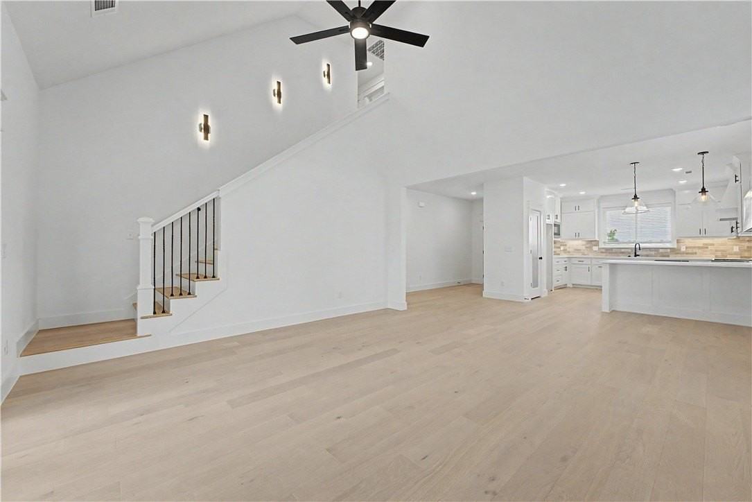 6605 SW Crabapple Street - Photo 3 of 31